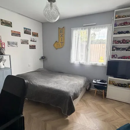 Maison Calme, 4 Chambres, Piscine, Petanque